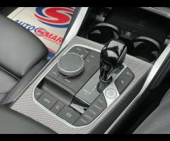 BMW 4 Series This 2023 BMW 4 Series M440d offers a blend of performance and practicality. Featuring - 56