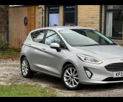 Ford Fiesta HERE WE PRESENT A TITANIUM FIESTA IN SILVER, HEATED SEATS, SAT NAV, REAR PARKING SENSORS - 20