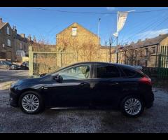 Ford Focus COMES WITH 12 MONTHS WARRANTY, STUNNING LOOKING FOCUS ST LINE IN BLACK, SAT NAV, 12 MONTH - 8