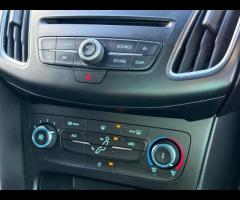 Ford Focus COMES WITH 12 MONTHS WARRANTY, STUNNING LOOKING FOCUS ST LINE IN BLACK, SAT NAV, 12 MONTH - 13