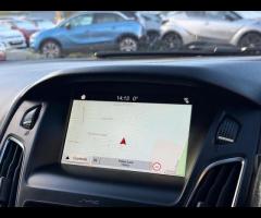 Ford Focus COMES WITH 12 MONTHS WARRANTY, STUNNING LOOKING FOCUS ST LINE IN BLACK, SAT NAV, 12 MONTH - 22