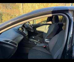 Ford Focus COMES WITH 12 MONTHS WARRANTY, STUNNING LOOKING FOCUS ST LINE IN BLACK, SAT NAV, 12 MONTH - 28