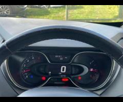 Renault Captur JUST COME IN.PART EXCHANGE, 12 MONTHS MOT, REAR PARKING SENSORS, SAT NAV, This 2017 R - 12