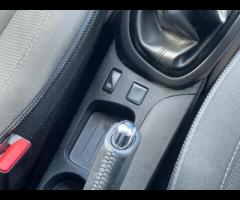 Renault Captur JUST COME IN.PART EXCHANGE, 12 MONTHS MOT, REAR PARKING SENSORS, SAT NAV, This 2017 R - 24