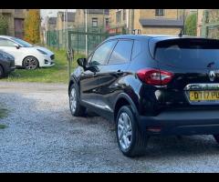 Renault Captur JUST COME IN.PART EXCHANGE, 12 MONTHS MOT, REAR PARKING SENSORS, SAT NAV, This 2017 R - 40