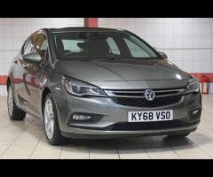 Vauxhall Astra This 2018 Vauxhall Astra 1.6 CDTi BlueInjection SRi Nav Hatchback with only 66400 mil - 3