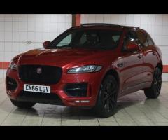 Jaguar F-PACE This 2016 Jaguar F-Pace 2.0 D180 R-Sport SUV, with 101572 miles on the clock, is a Die - 7