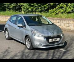 Peugeot 208 With only 84875 miles on the clock, this 2013 Peugeot 208 is a great option. As a 1.4L d