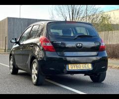 Hyundai i20 Hyundai i20 1.2 Edition Euro 4 5DOOR (Petrol) 

This vehicle runs and drives perfectly w - 4