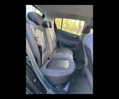 Hyundai i20 Hyundai i20 1.2 Edition Euro 4 5DOOR (Petrol) 

This vehicle runs and drives perfectly w - 17