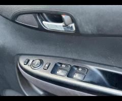 Hyundai i20 Hyundai i20 1.2 Edition Euro 4 5DOOR (Petrol) 

This vehicle runs and drives perfectly w - 19