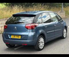 Citroen C4 Picasso Citroen C4 Picasso 1.6 HDi Exclusive EGS6 Euro 5 5dr (diesel) 

A nice family aut - 3