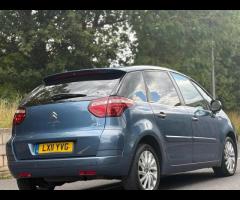 Citroen C4 Picasso Citroen C4 Picasso 1.6 HDi Exclusive EGS6 Euro 5 5dr (diesel) 

A nice family aut - 4