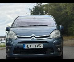 Citroen C4 Picasso Citroen C4 Picasso 1.6 HDi Exclusive EGS6 Euro 5 5dr (diesel) 

A nice family aut - 12