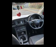 SEAT Leon This SEAT Leon TDI SE from 2013 offers exceptional value with only two previous owners. It - 16