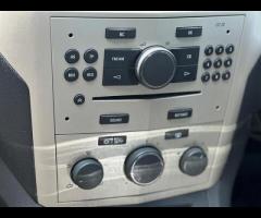 Vauxhall Zafira Vauxhall Zafira 1.6 Life Euro 4 5dr (Petrol) 

Runs and drives well , good engine , - 23