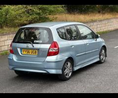 Honda Jazz Honda Jazz 1.4 i-DSI Sport 5dr 

This vehicle runs and drives perfectly with no known mec - 12
