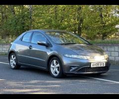 Honda Civic This 2009 Honda Civic i VTEC SE Plus offers a compelling blend of performance and practi - 2