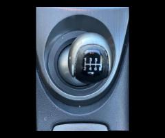 Honda Civic This 2009 Honda Civic i VTEC SE Plus offers a compelling blend of performance and practi - 29