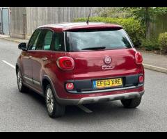Fiat 500L Fiat 500L 1.3 MultiJet Trekking Dualogic(Automatic)

This vehicle runs and drives perfectl - 8