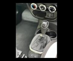 Fiat 500L Fiat 500L 1.3 MultiJet Trekking Dualogic(Automatic)

This vehicle runs and drives perfectl - 16