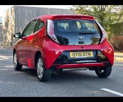 Toyota AYGO Toyota AYGO 1.0 VVT-i x-pression Euro 5 3dr Euro 5
(Petrol)

This vehicle runs and drive - 7