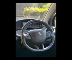 Peugeot 208 With only 84875 miles on the clock, this 2013 Peugeot 208 is a great option. As a 1.4L d - 26