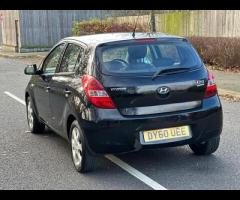 Hyundai i20 Hyundai i20 1.2 Edition Euro 4 5DOOR (Petrol) 

This vehicle runs and drives perfectly w - 8