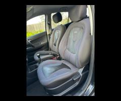 Hyundai i20 Hyundai i20 1.2 Edition Euro 4 5DOOR (Petrol) 

This vehicle runs and drives perfectly w - 23