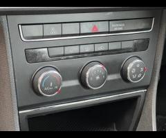 SEAT Leon This SEAT Leon TDI SE from 2013 offers exceptional value with only two previous owners. It - 26