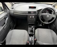 Vauxhall Meriva Vauxhall Meriva 1.4i 16v Breeze 5dr (Petrol) 

Runs & Drives all good 
No faults - 16
