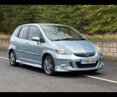 Honda Jazz Honda Jazz 1.4 i-DSI Sport 5dr 

This vehicle runs and drives perfectly with no known mec - 5