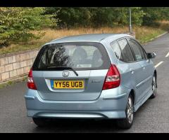 Honda Jazz Honda Jazz 1.4 i-DSI Sport 5dr 

This vehicle runs and drives perfectly with no known mec - 10