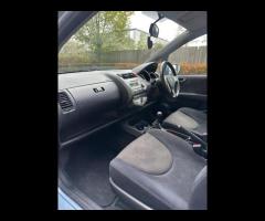 Honda Jazz Honda Jazz 1.4 i-DSI Sport 5dr 

This vehicle runs and drives perfectly with no known mec - 15