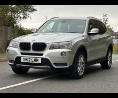 BMW X3 FINISHED IN SILVER METALLIC AND COMPLIMENTED WITH FULL BEIGE LEATHER INTERIOR. FULL SERVICE H - 3