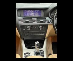 BMW X3 FINISHED IN SILVER METALLIC AND COMPLIMENTED WITH FULL BEIGE LEATHER INTERIOR. FULL SERVICE H - 28