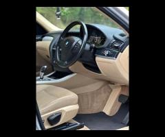 BMW X3 FINISHED IN SILVER METALLIC AND COMPLIMENTED WITH FULL BEIGE LEATHER INTERIOR. FULL SERVICE H - 35