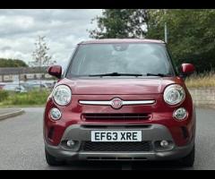 Fiat 500L Fiat 500L 1.3 MultiJet Trekking Dualogic(Automatic)

This vehicle runs and drives perfectl - 11