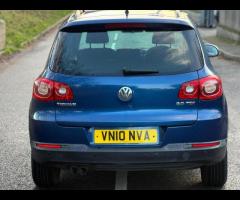 Volkswagen Tiguan Volkswagen Tiguan 2.0 TDI S Auto 4WD Euro 5 5dr
(Diesel) 

A very desirable automa - 10