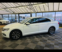 Volkswagen Passat 1.5 Passat SEL TSi Evo 4dr - 5