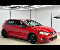 Volkswagen Golf VOLKSWAGEN GOLF 2.0 -  It comes equipped with  Sat nav, Cruise control , Heated seat - 2
