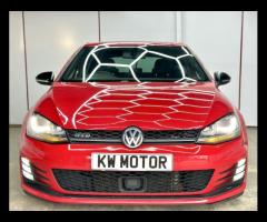 Volkswagen Golf VOLKSWAGEN GOLF 2.0 -  It comes equipped with  Sat nav, Cruise control , Heated seat - 4
