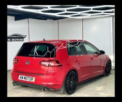 Volkswagen Golf VOLKSWAGEN GOLF 2.0 -  It comes equipped with  Sat nav, Cruise control , Heated seat - 10