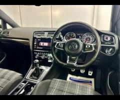 Volkswagen Golf VOLKSWAGEN GOLF 2.0 -  It comes equipped with  Sat nav, Cruise control , Heated seat - 17