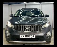 Kia Sorento This 2016 Kia Sorento CRDi KX-3 boasts a full service history and a clear vehicle histor - 5