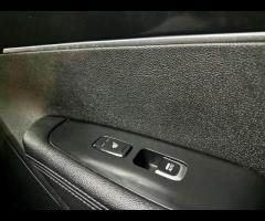 Kia Sorento This 2016 Kia Sorento CRDi KX-3 boasts a full service history and a clear vehicle histor - 22