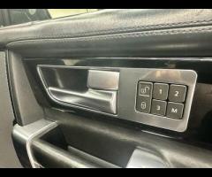 Land Rover Discovery 4 This luxurious Landmark edition Land Rover Discovery offers superior comfort - 18