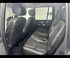 Land Rover Discovery 4 This luxurious Landmark edition Land Rover Discovery offers superior comfort - 38