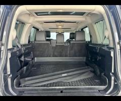 Land Rover Discovery 4 This luxurious Landmark edition Land Rover Discovery offers superior comfort - 40