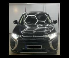 Mitsubishi Outlander STUNNING MITSUBISHI OUTLANDER 2.0 PHEV GX4H, ONLY 2 FORMER KEEPER, FULL MAIN DE - 4